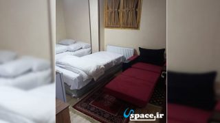 نمای داخلی اتاق 4 تخته - هتل سنتی گنبد مینا - اصفهان